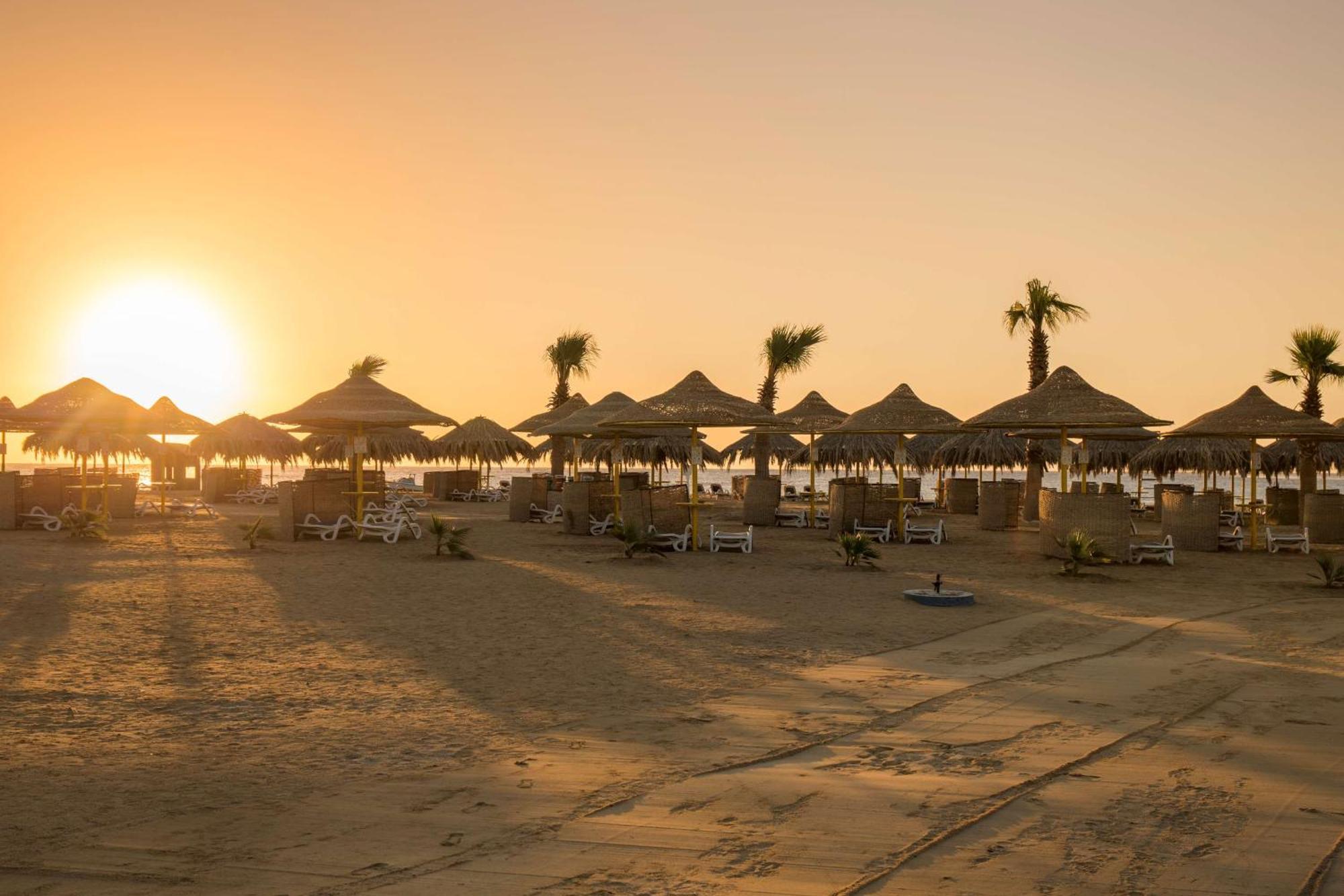 Hilton Marsa Alam Nubian Resort Abu Dabab Exterior foto